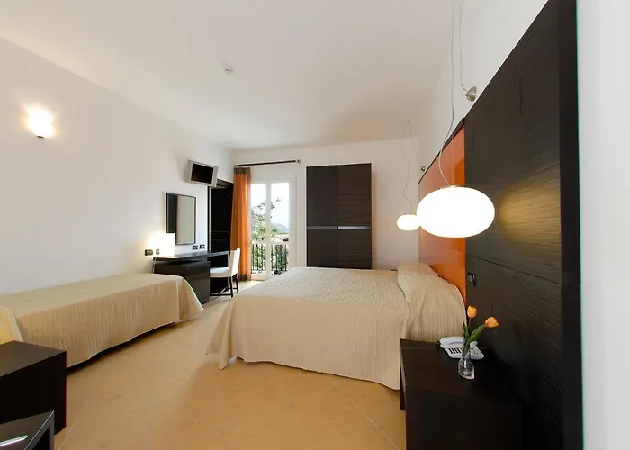 Hotel Cerri