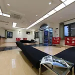 瑟瑞酒店